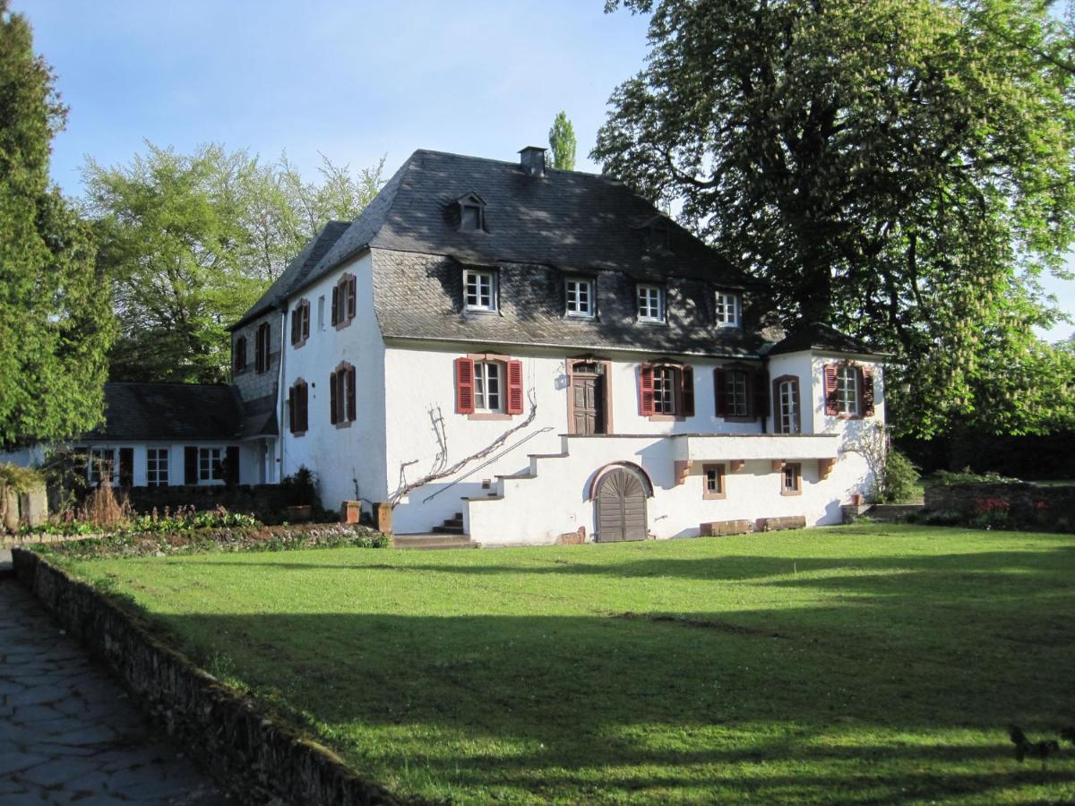 Ferienwohnung Weingut Villa Huesgen Am Moenchhof Traben-Trarbach Esterno foto